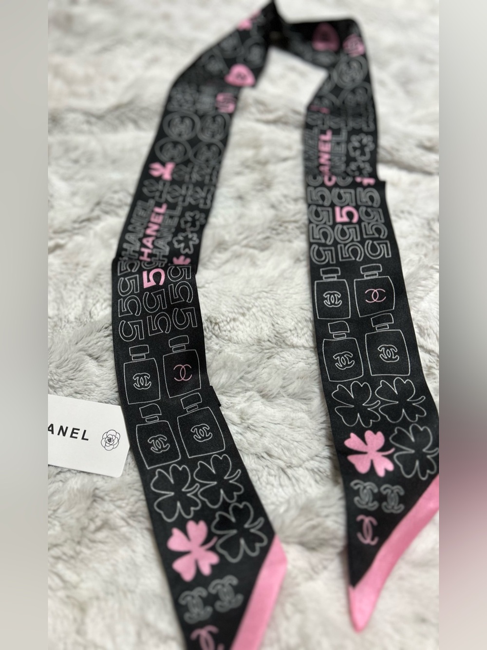 C Black and Pink Logo-Print Silk Hair Twilly